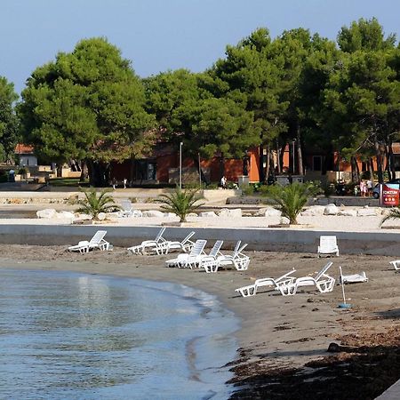 Apartments By The Sea Umag - 2528 Екстериор снимка